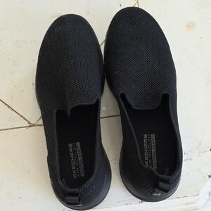 Skechers Women's Black Mesh Slip-Ons